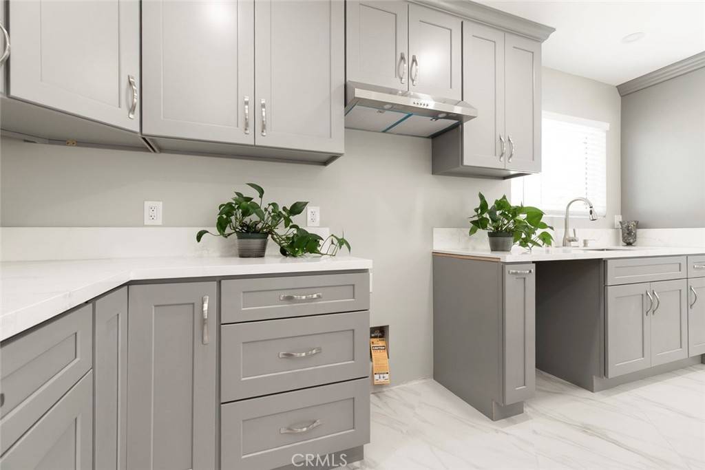 Glendale, CA 91203,501 Myrtle