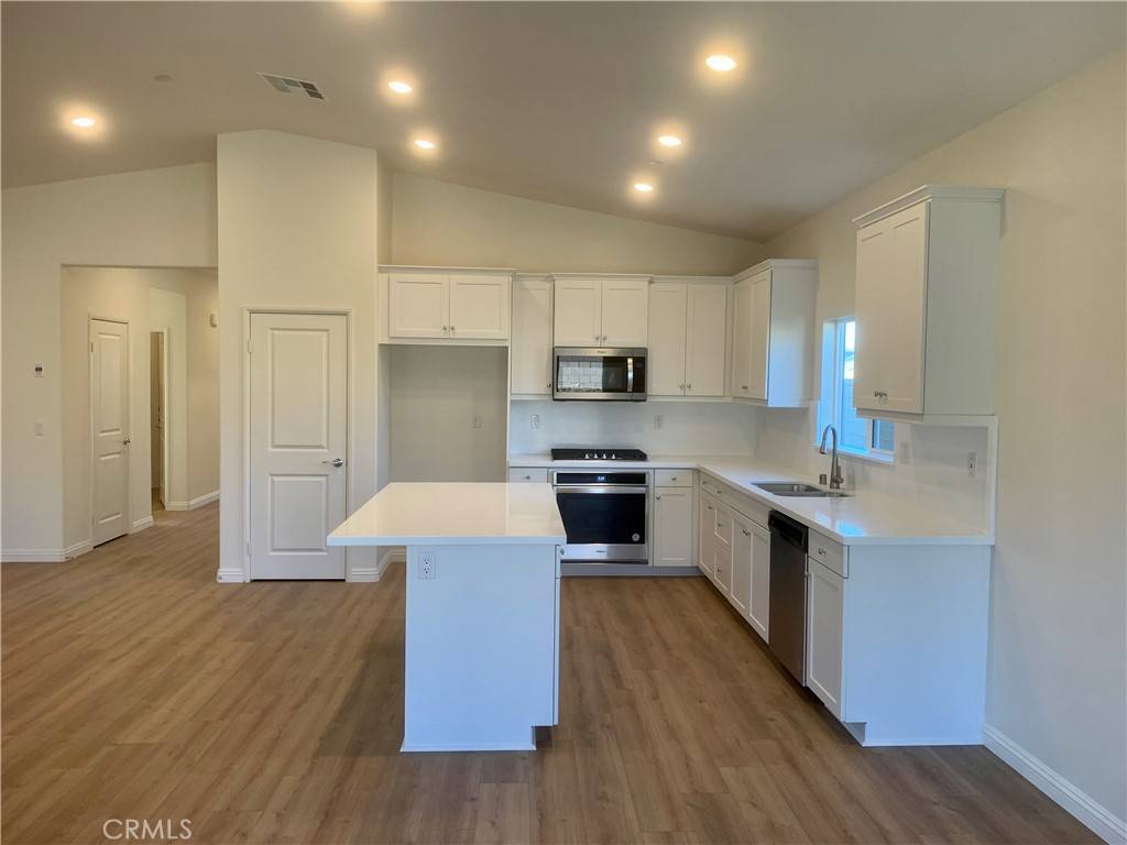 Victorville, CA 92394,15640 San Diego LN