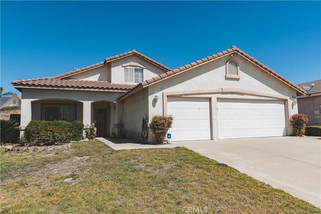 Fontana, CA 92336,15822 Cascade DR