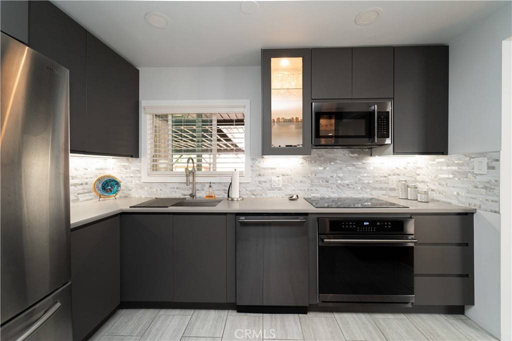 Sylmar, CA 91342,14344 Beaver ST