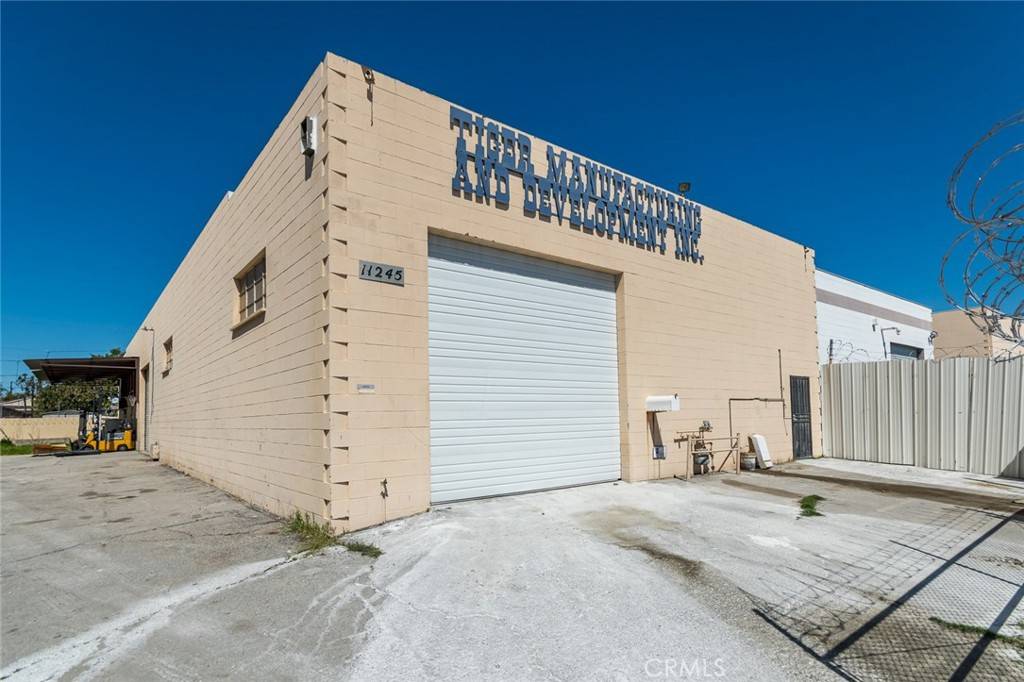 Sun Valley, CA 91352,11245 Vinedale ST