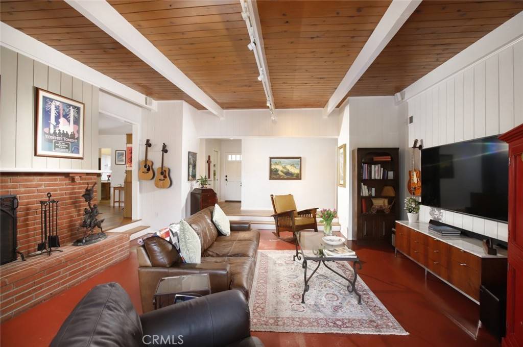 Tujunga, CA 91042,7235 Estepa DR