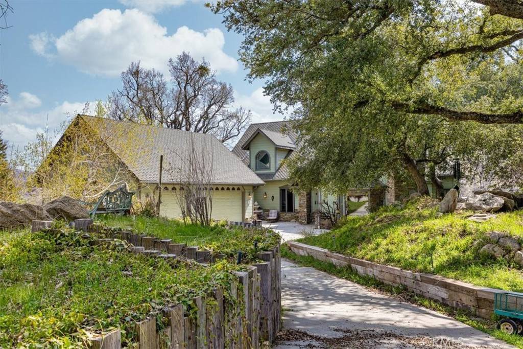 Tehachapi, CA 93561,24500 Heather CT