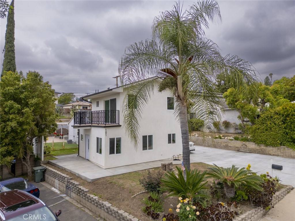 Burbank, CA 91504,2779 Mansfield DR #101