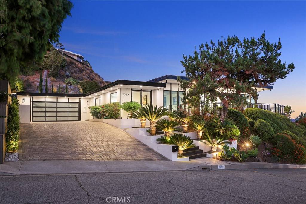 Glendale, CA 91207,1840 Deermont RD