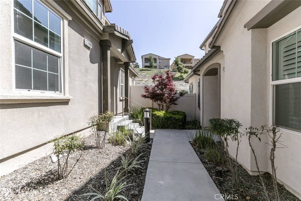 Saugus, CA 91350,27488 Ginger CT