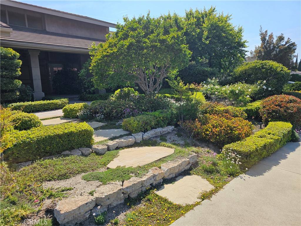 Porter Ranch, CA 91326,19432 Pine Valley AVE