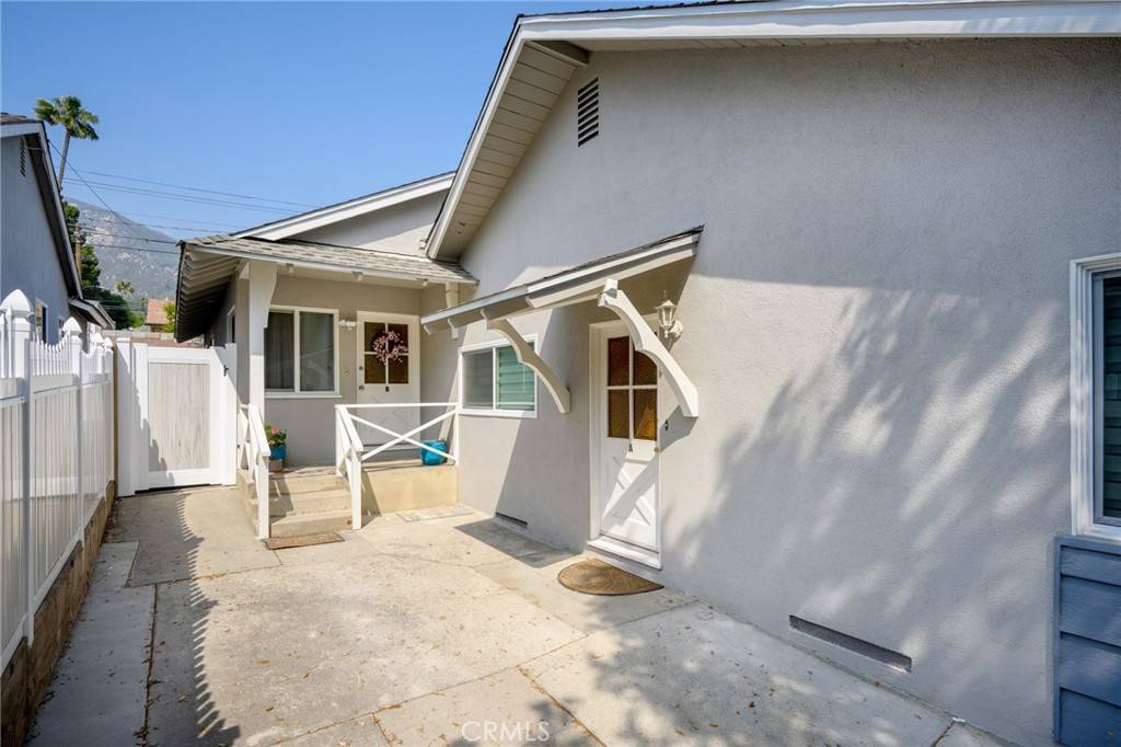 La Crescenta, CA 91214,3211 Fairesta ST #A