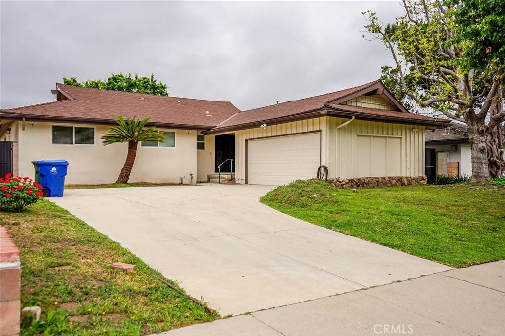 Northridge, CA 91343,16840 Superior ST