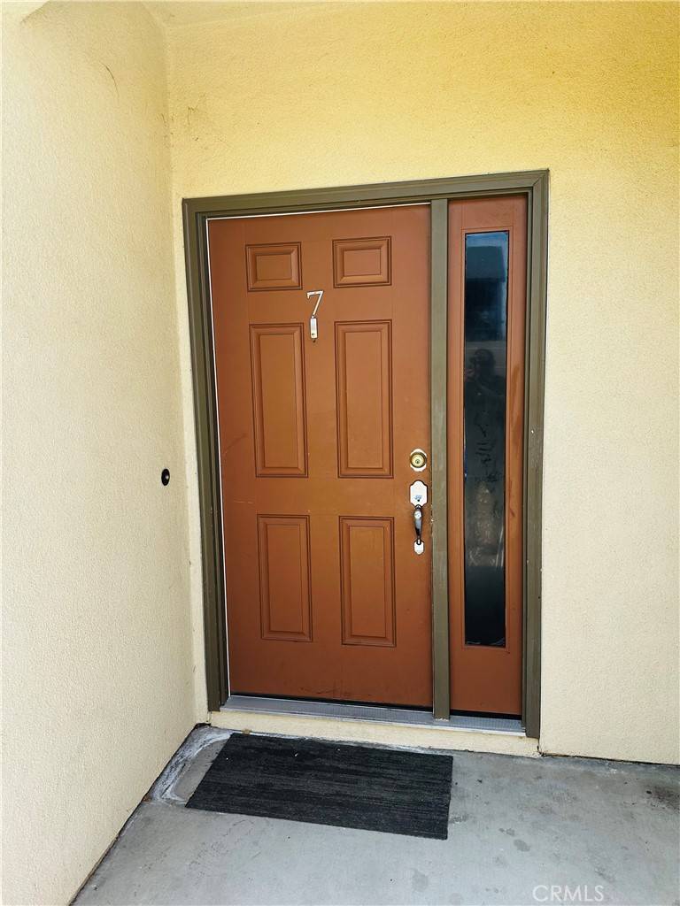 Covina, CA 91723,275 W center ST #5
