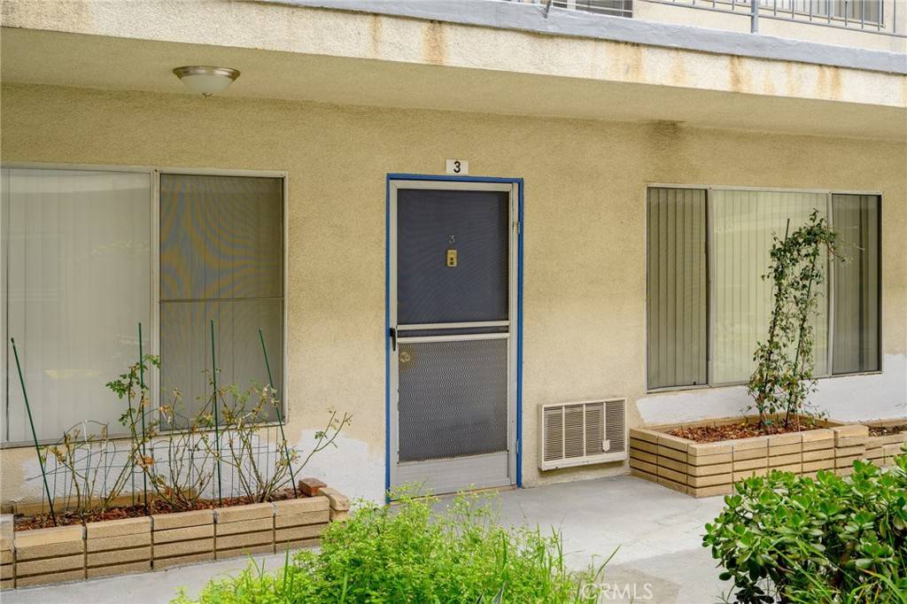 Los Angeles, CA 90046,1422 N Curson AVE #3