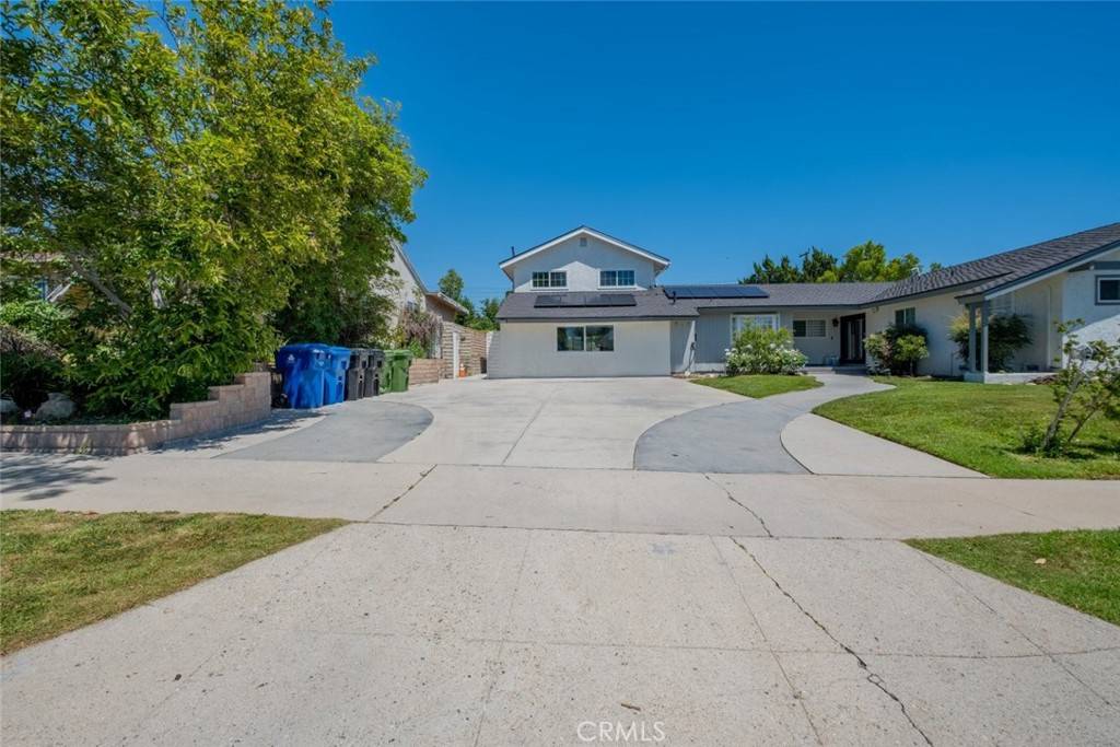 Porter Ranch, CA 91326,10946 Etiwanda AVE