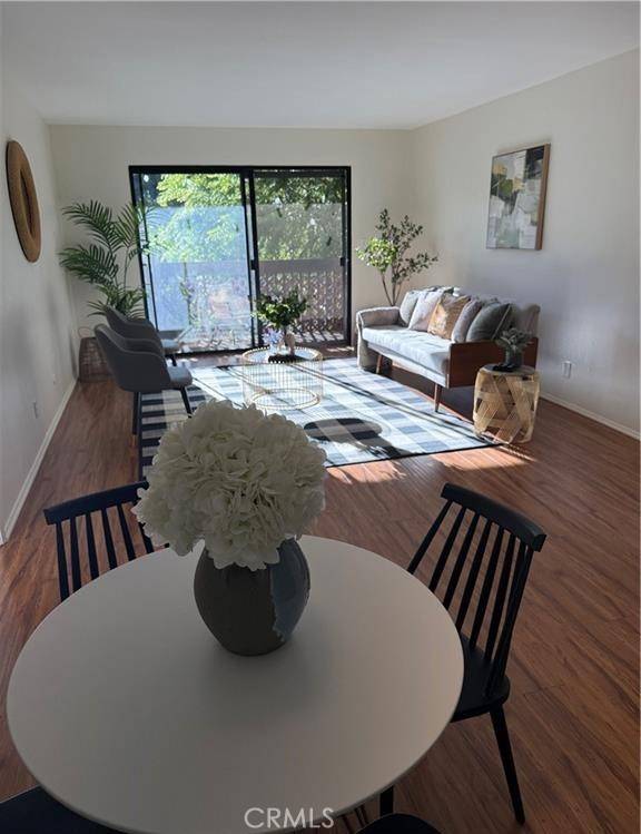 Woodland Hills, CA 91367,22100 Burbank BLVD #233D