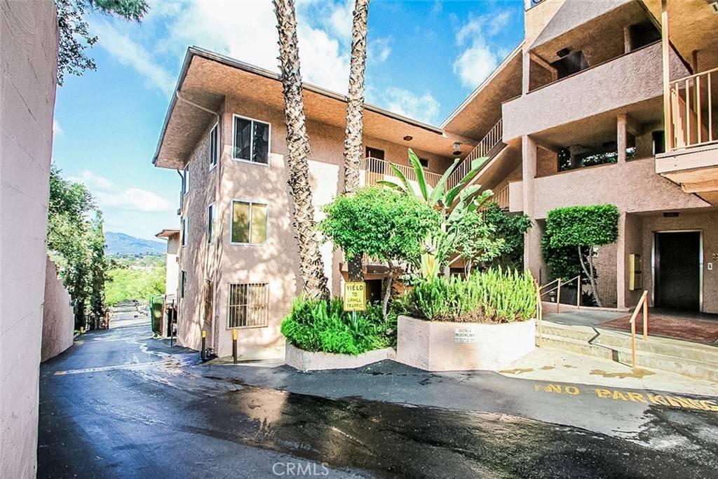 Glendale, CA 91205,1517 E Garfield AVE #94
