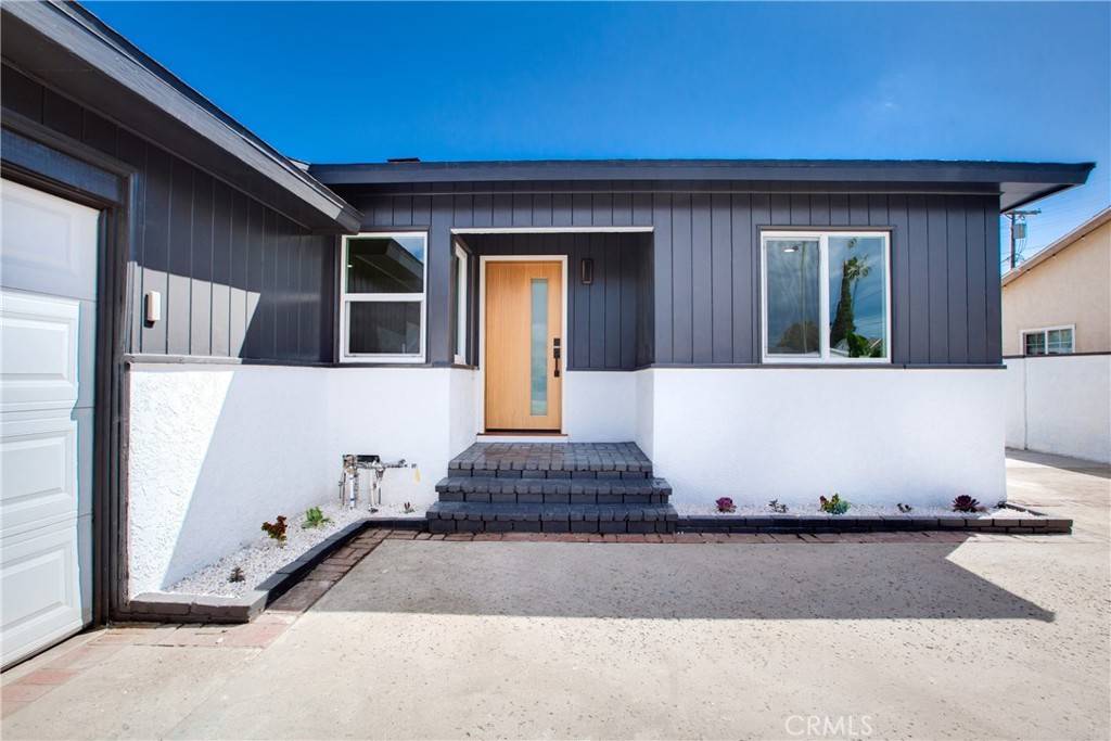 Mission Hills (san Fernando), CA 91345,14704 Germain ST