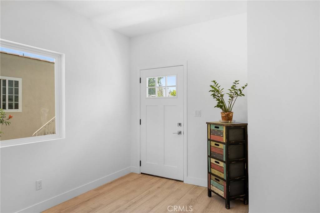 Glendale, CA 91202,1437 Ardmore AVE #A