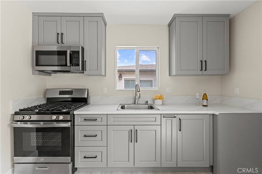 Sunland, CA 91040,10223 Wescott