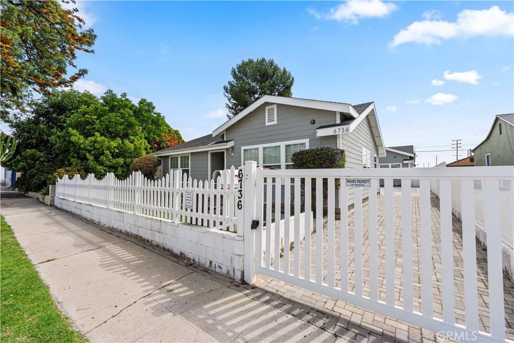 North Hollywood, CA 91606,6736 Kraft AVE
