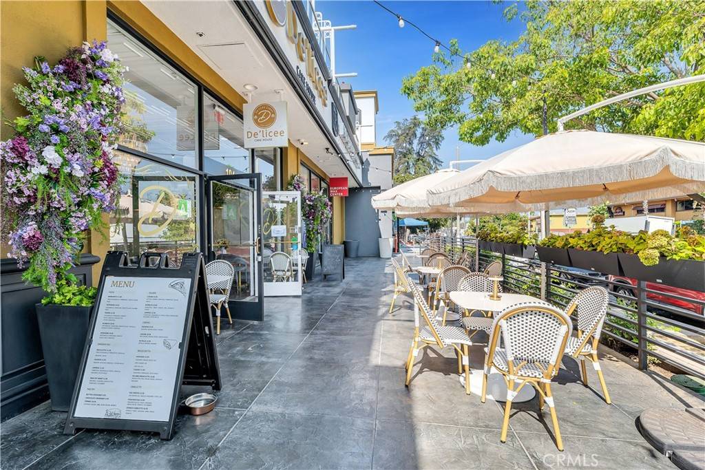 Studio City, CA 91604,12930 Ventura BLVD #104