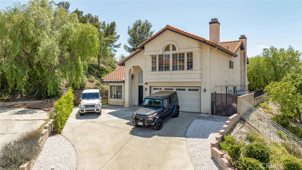 Saugus, CA 91390,20128 Cavern CT