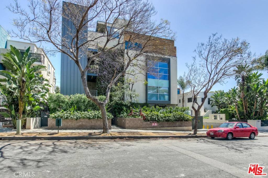 West Hollywood, CA 90046,1250 N Harper AVE #306