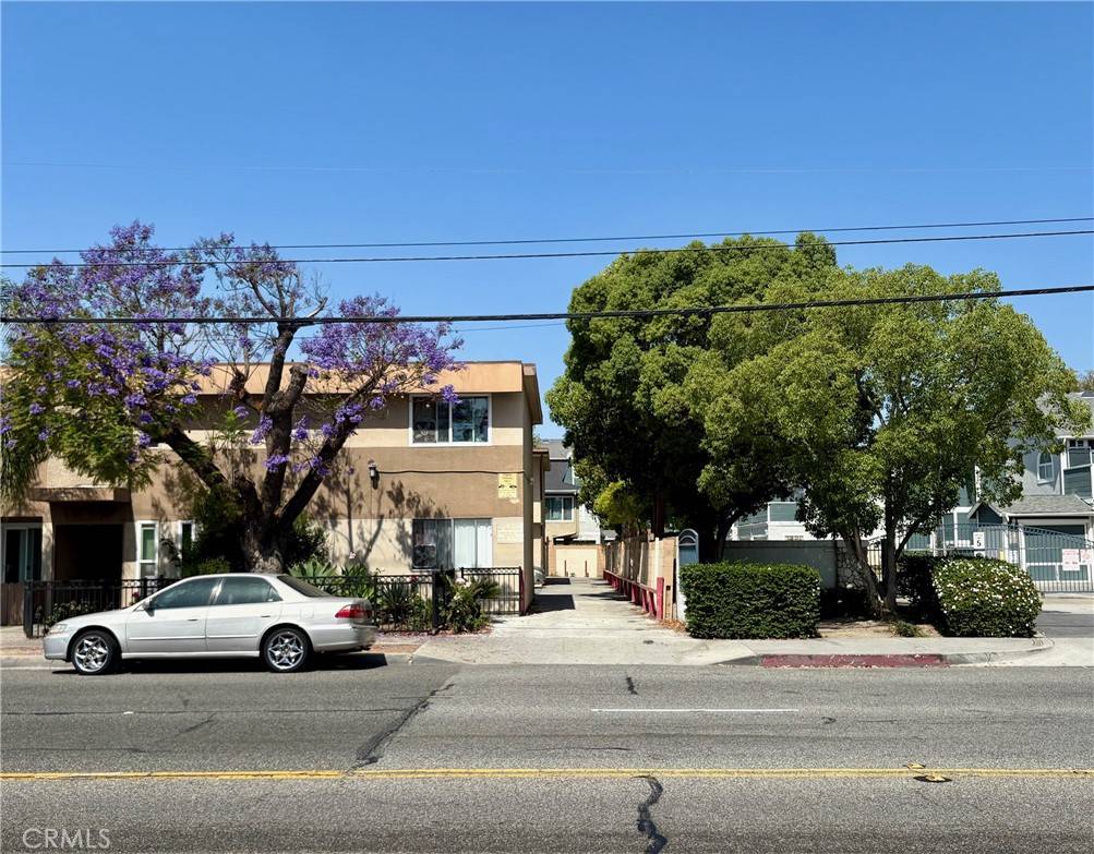 Buena Park, CA 90621,6471 Western AVE