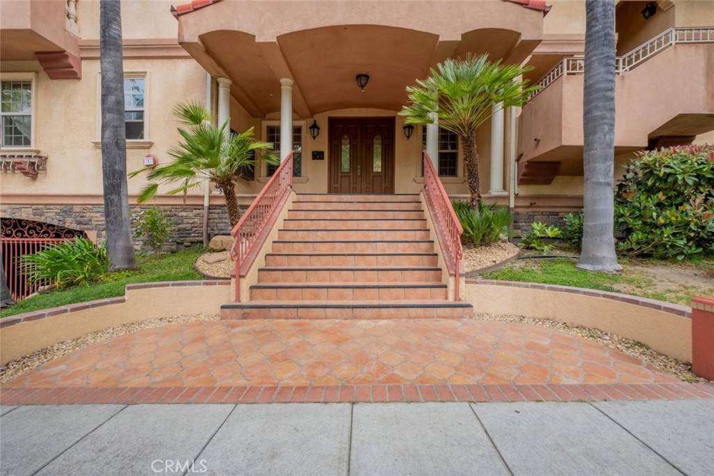 Burbank, CA 91501,465 E San Jose AVE #306
