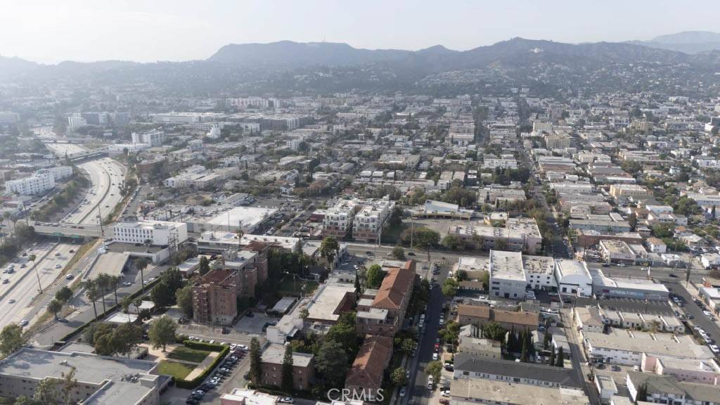 Los Angeles, CA 90029,1150 N Kingsley DR