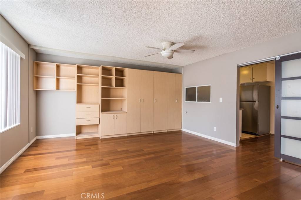 Glendale, CA 91205,1422 Rock Glen AVE #210