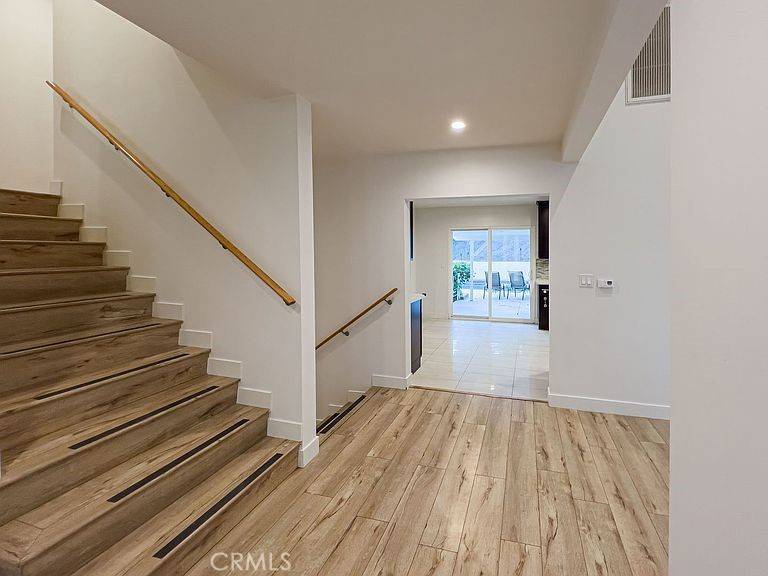 Granada Hills, CA 91344,12585 Byron AVE