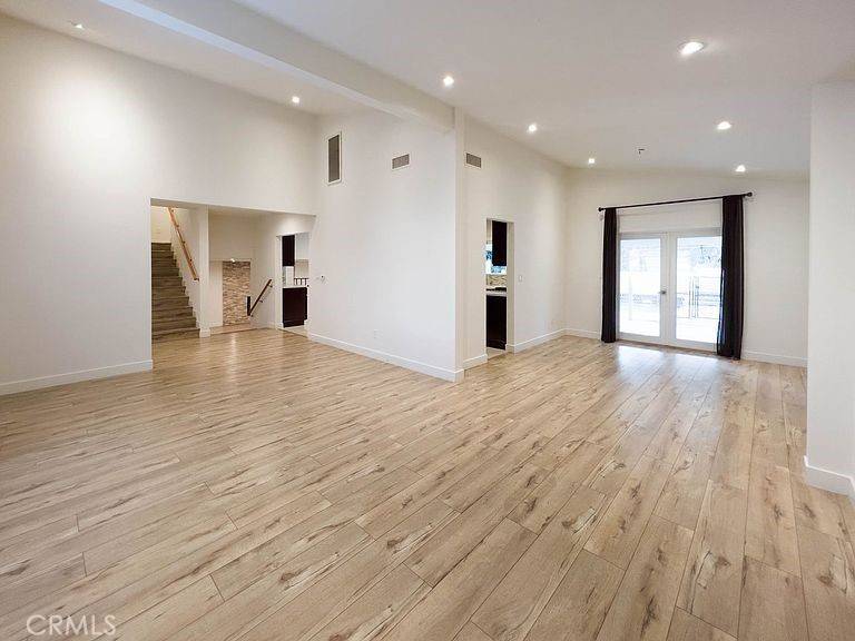 Granada Hills, CA 91344,12585 Byron AVE