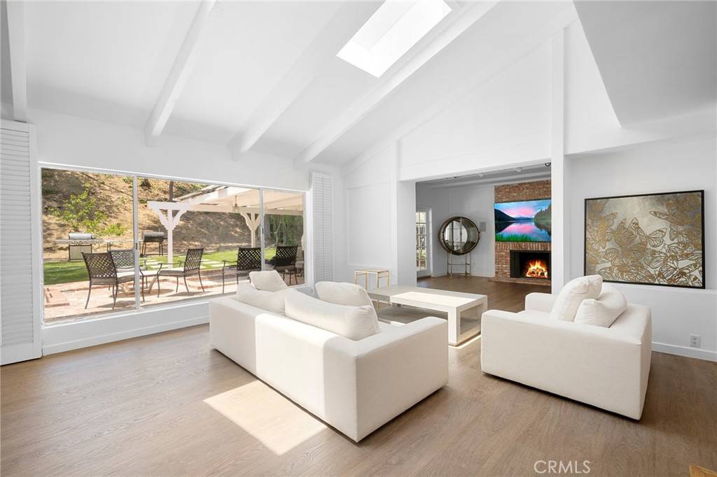 Tarzana, CA 91356,4035 Ellenita AVE