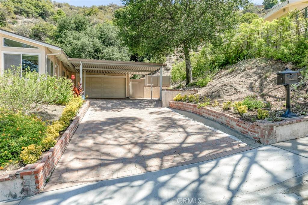 Tujunga, CA 91042,10919 Terecita RD