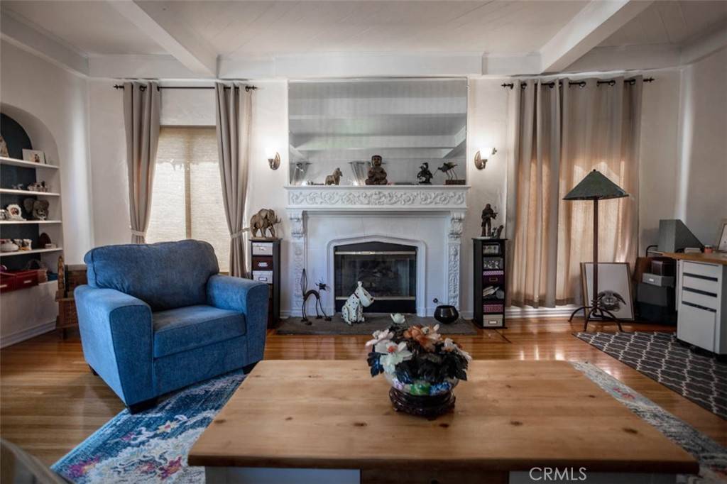 Glendale, CA 91206,989 Coronado DR