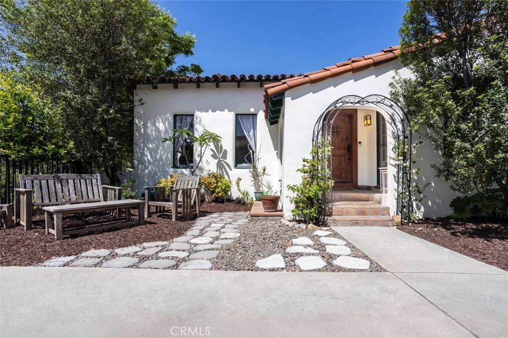 Glendale, CA 91206,989 Coronado DR