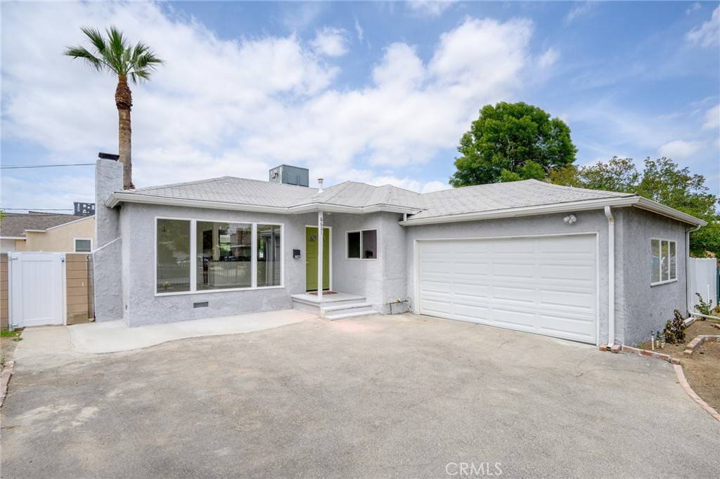 Reseda, CA 91335,6621 Chimineas AVE