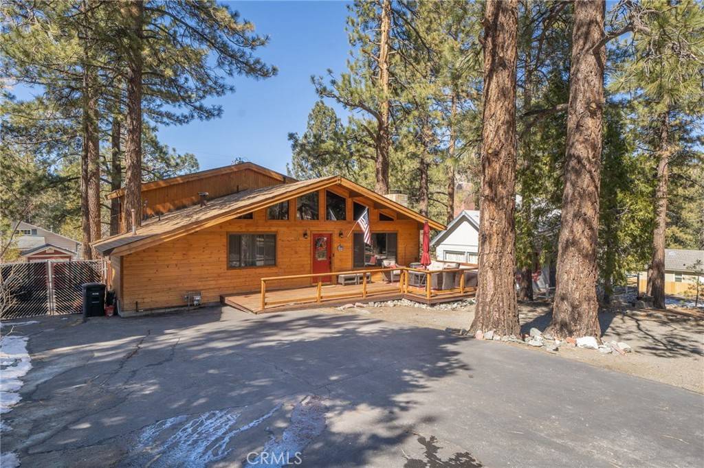 Wrightwood, CA 92397,5536 Lodgepole DR