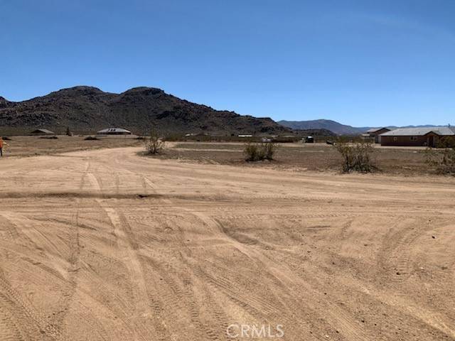 Apple Valley, CA 92307,0 Esaws AVE