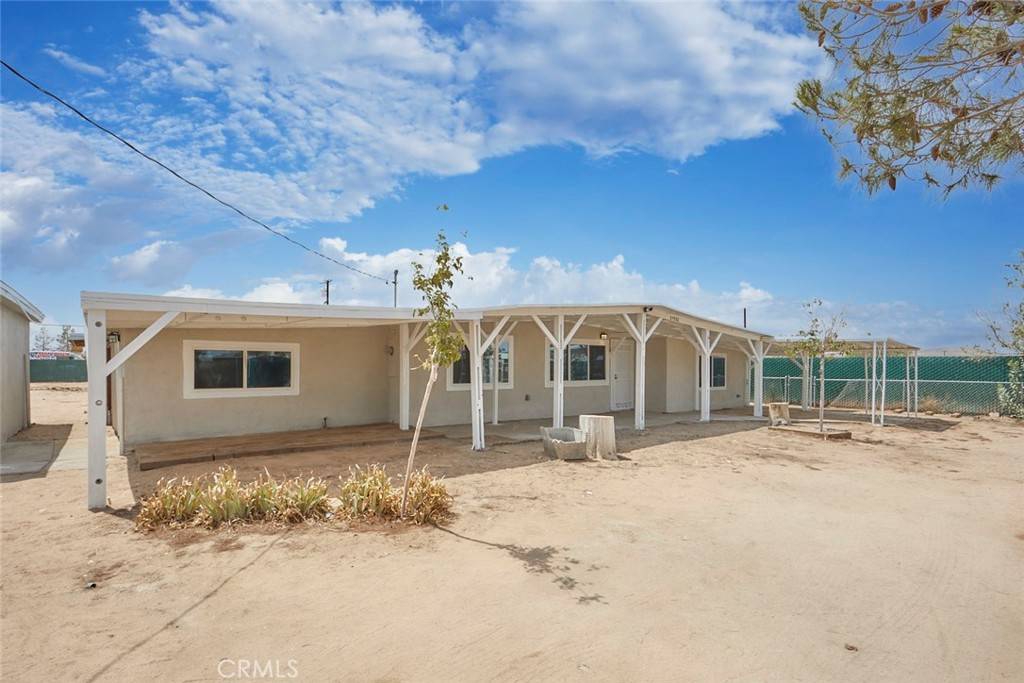 Hinkley, CA 92347,37532 Flower RD