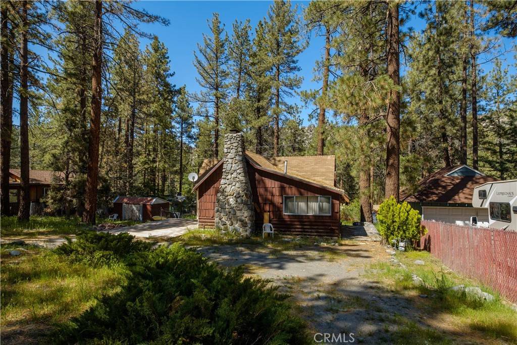 Wrightwood, CA 92397,1116 Lark RD