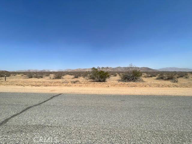 Apple Valley, CA 92307,0 Navajo Road