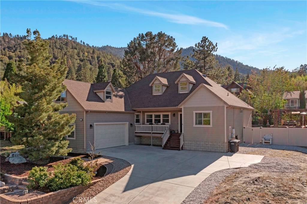 Wrightwood, CA 92397,5388 Basel DR