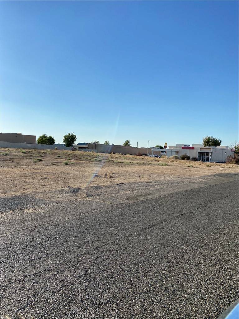Hesperia, CA 92345,0 H ST
