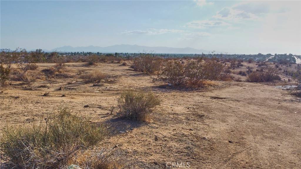 Victorville, CA 92392,0 Seneca RD