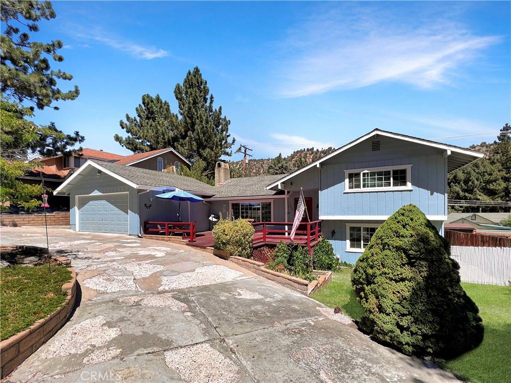 Wrightwood, CA 92397,784 Apple AVE