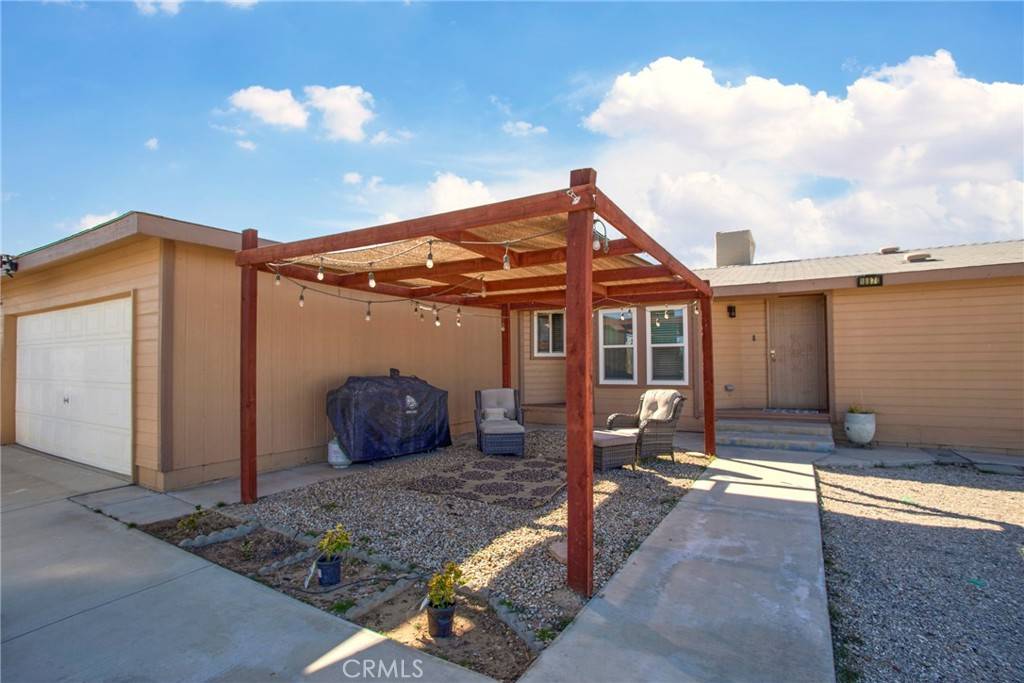 Adelanto, CA 92301,18870 Dogwood CT