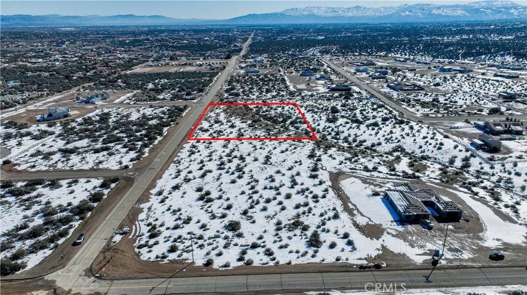 Phelan, CA 92371,9027 Mesquite ST