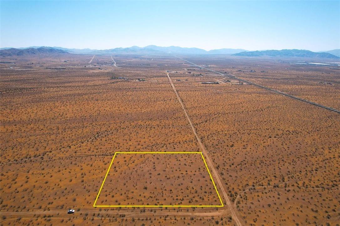 Apple Valley, CA 92307,0 Langley ST
