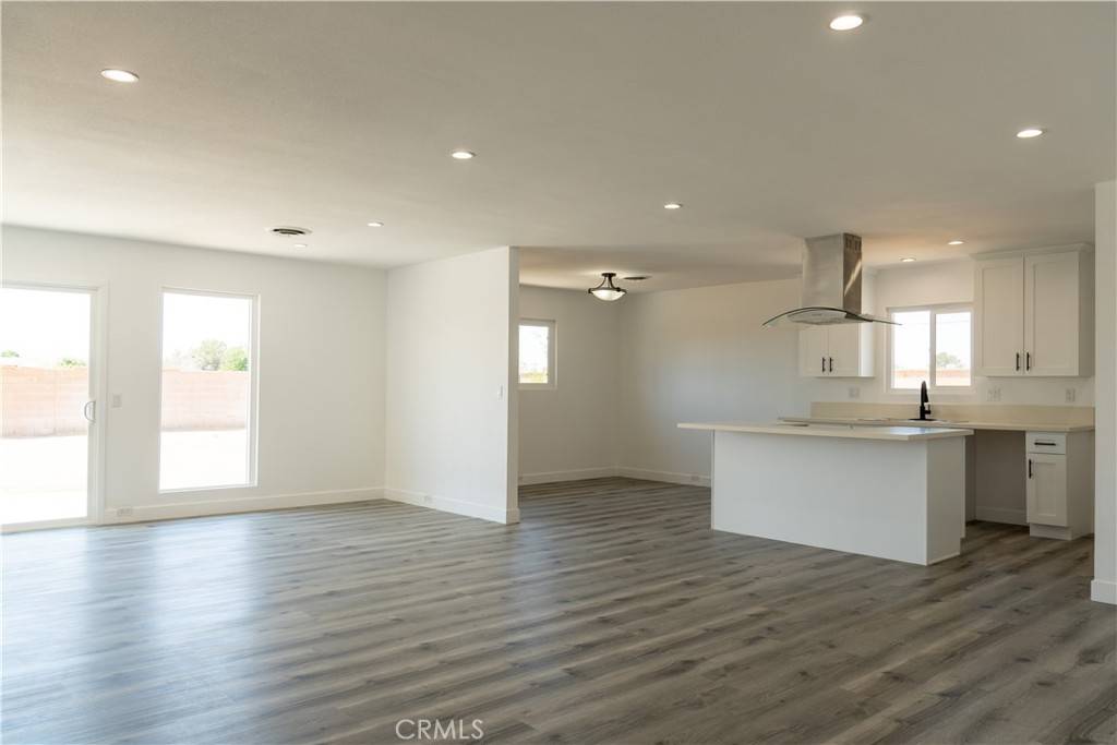 California City, CA 93505,8960 Fir AVE