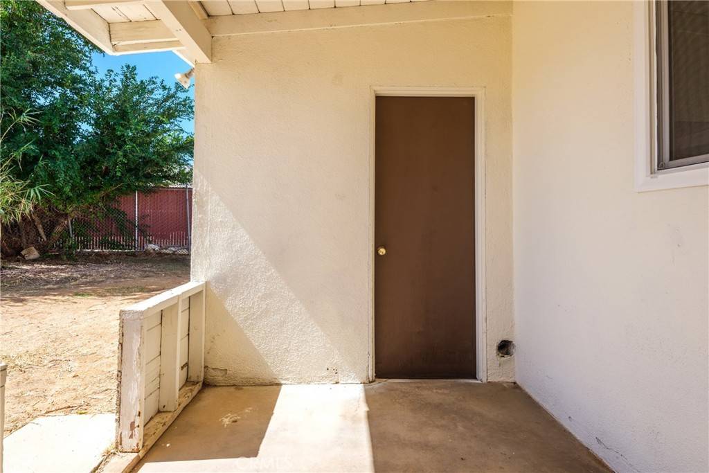 Hesperia, CA 92345,9323 Timberlane AVE